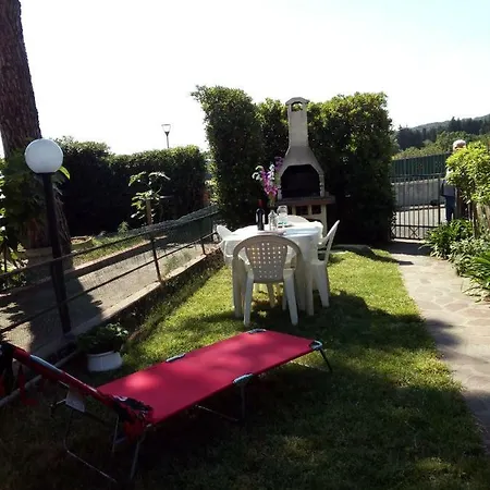 Con Giardino E Barbecue Castiglioncello